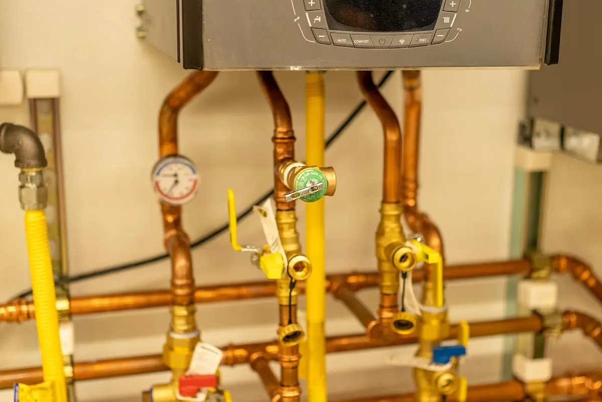 Licensed technician providing Pipe Repair for a homeowner in Carrollton